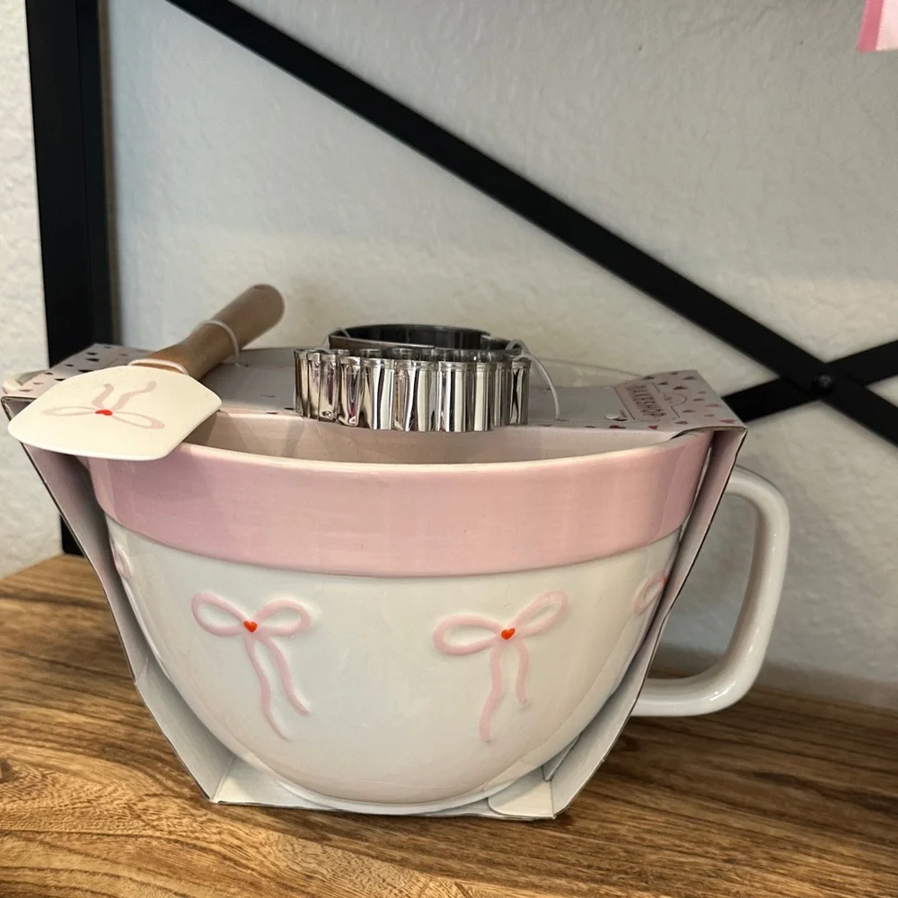 The Bakeshop Bow Ceramic Mixing Bowl Set with spatula, cookie cutters &‎ recipe.